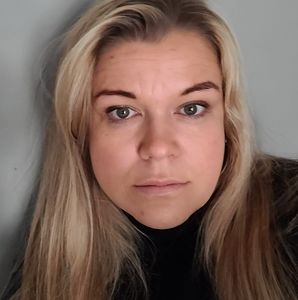 Meet your Posher, Monika